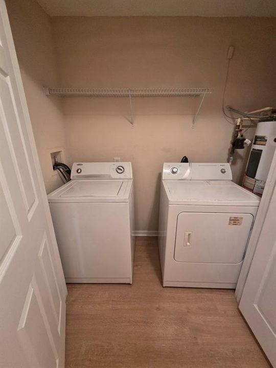 В аренду: $1,900 (3 спален, 2 ванн, 1231 Квадратных фут)