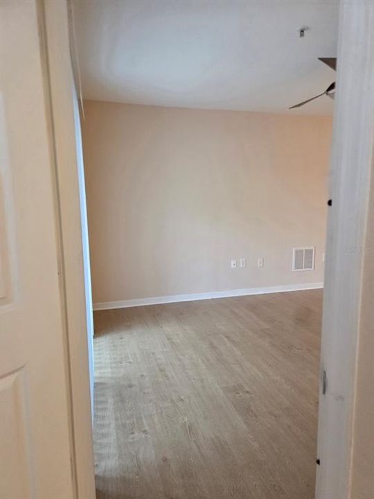 В аренду: $1,900 (3 спален, 2 ванн, 1231 Квадратных фут)