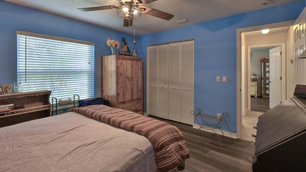 For Sale: $585,000 (4 beds, 2 baths, 2944 Square Feet)