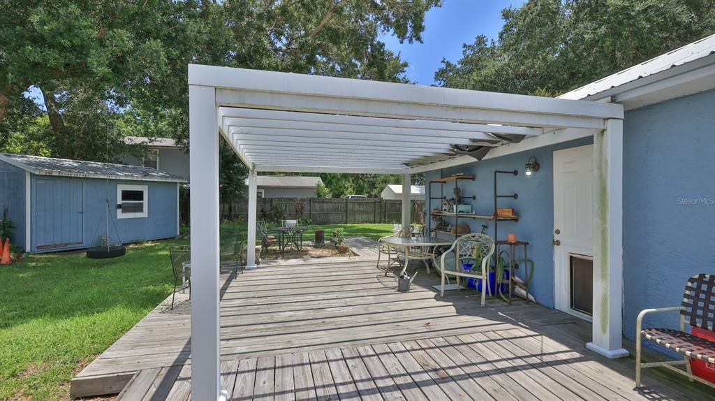 For Sale: $585,000 (4 beds, 2 baths, 2944 Square Feet)