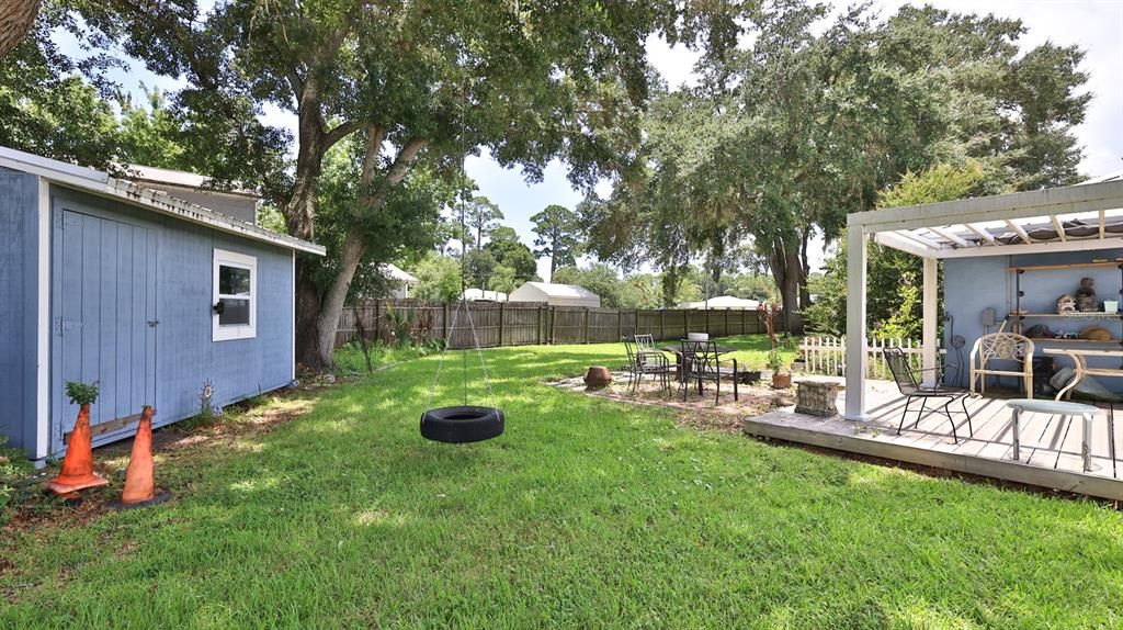 For Sale: $585,000 (4 beds, 2 baths, 2944 Square Feet)
