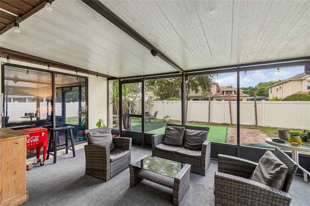 Active With Contract: $400,000 (3 beds, 2 baths, 1710 Square Feet)