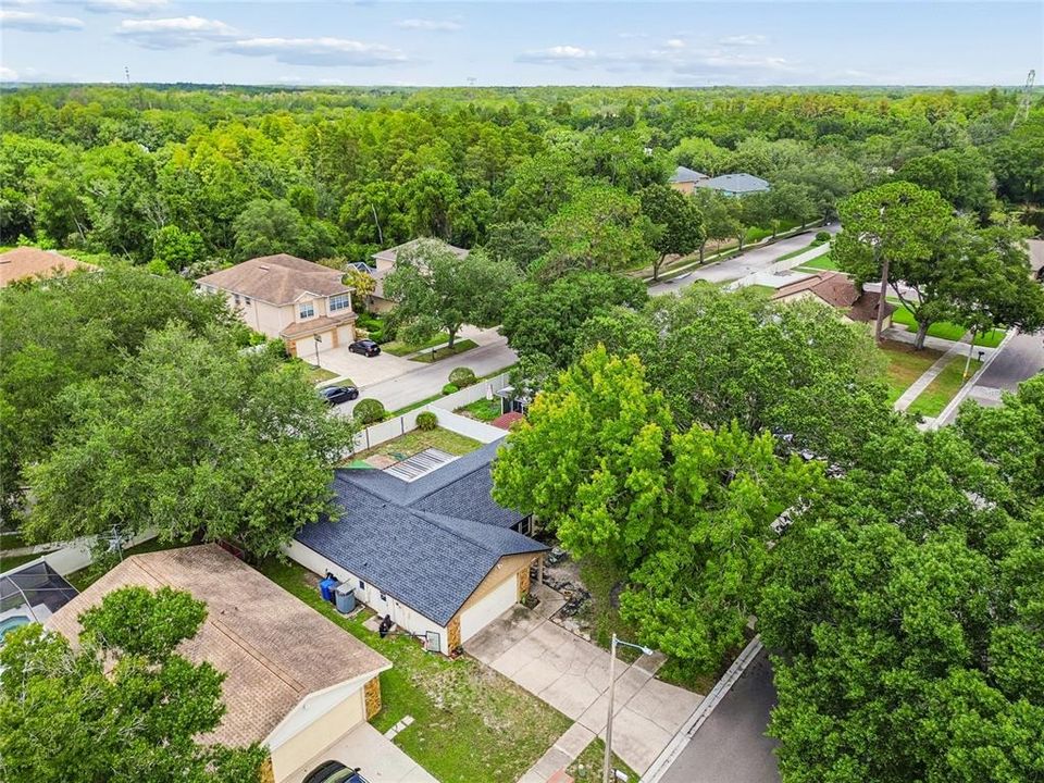 Active With Contract: $400,000 (3 beds, 2 baths, 1710 Square Feet)