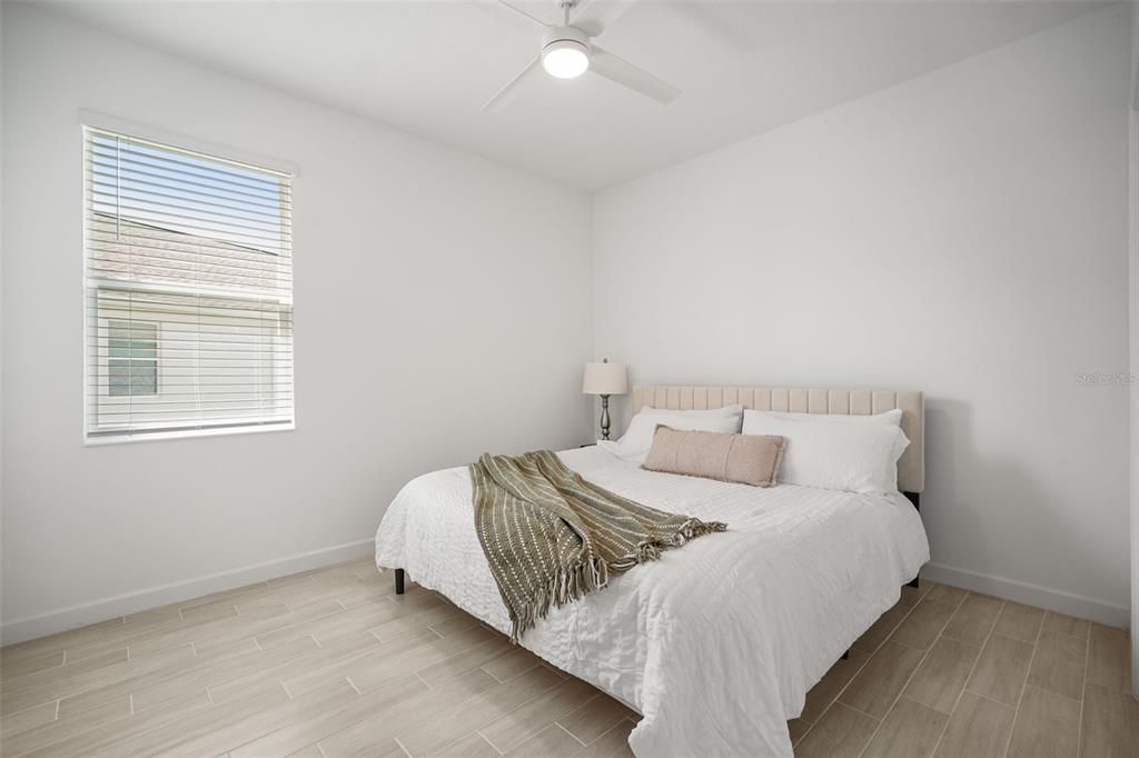 For Sale: $650,000 (4 beds, 3 baths, 2644 Square Feet)