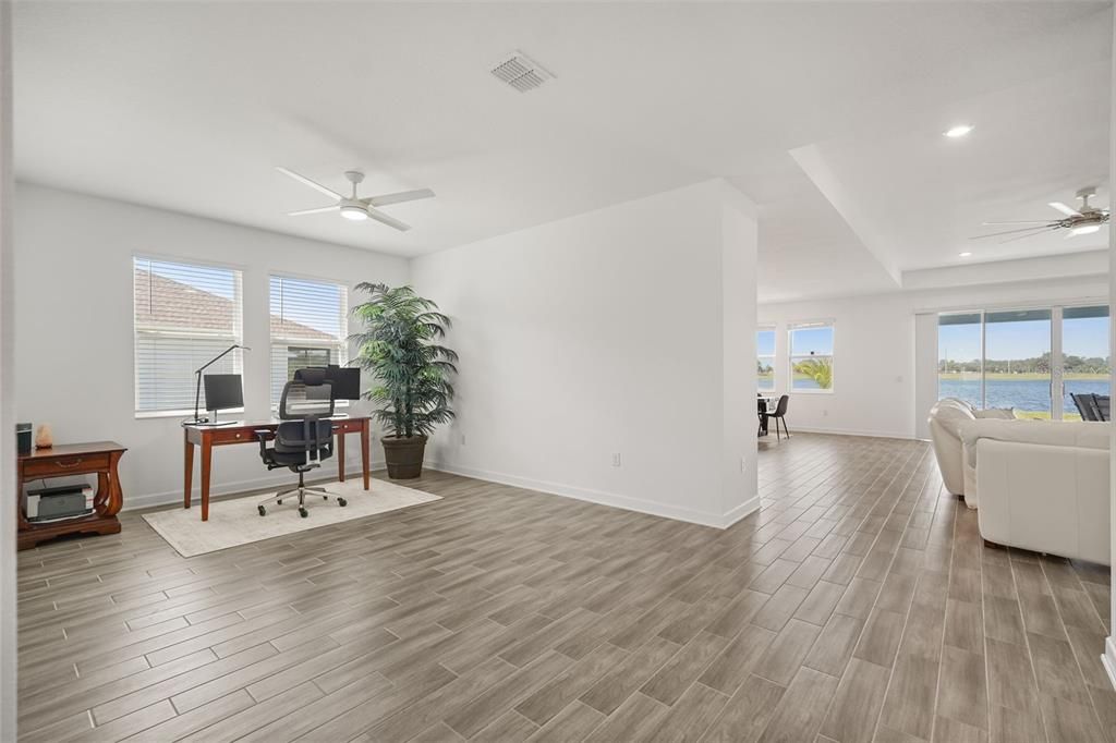 For Sale: $650,000 (4 beds, 3 baths, 2644 Square Feet)