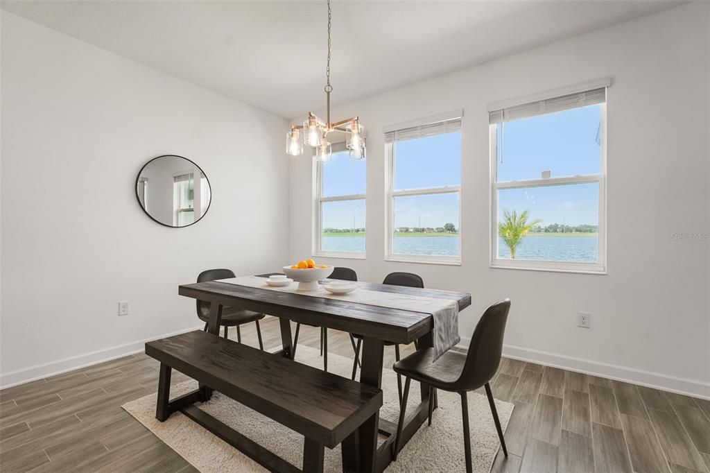 For Sale: $650,000 (4 beds, 3 baths, 2644 Square Feet)