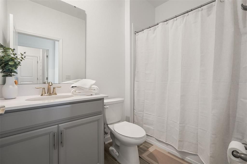 For Sale: $650,000 (4 beds, 3 baths, 2644 Square Feet)