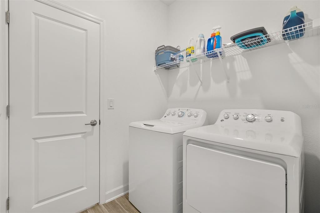For Sale: $650,000 (4 beds, 3 baths, 2644 Square Feet)