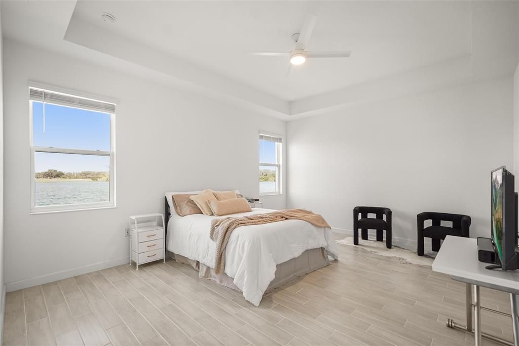 For Sale: $650,000 (4 beds, 3 baths, 2644 Square Feet)