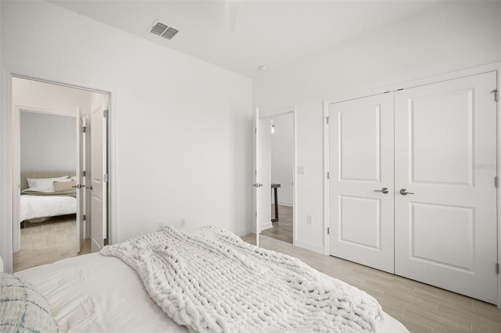 For Sale: $650,000 (4 beds, 3 baths, 2644 Square Feet)