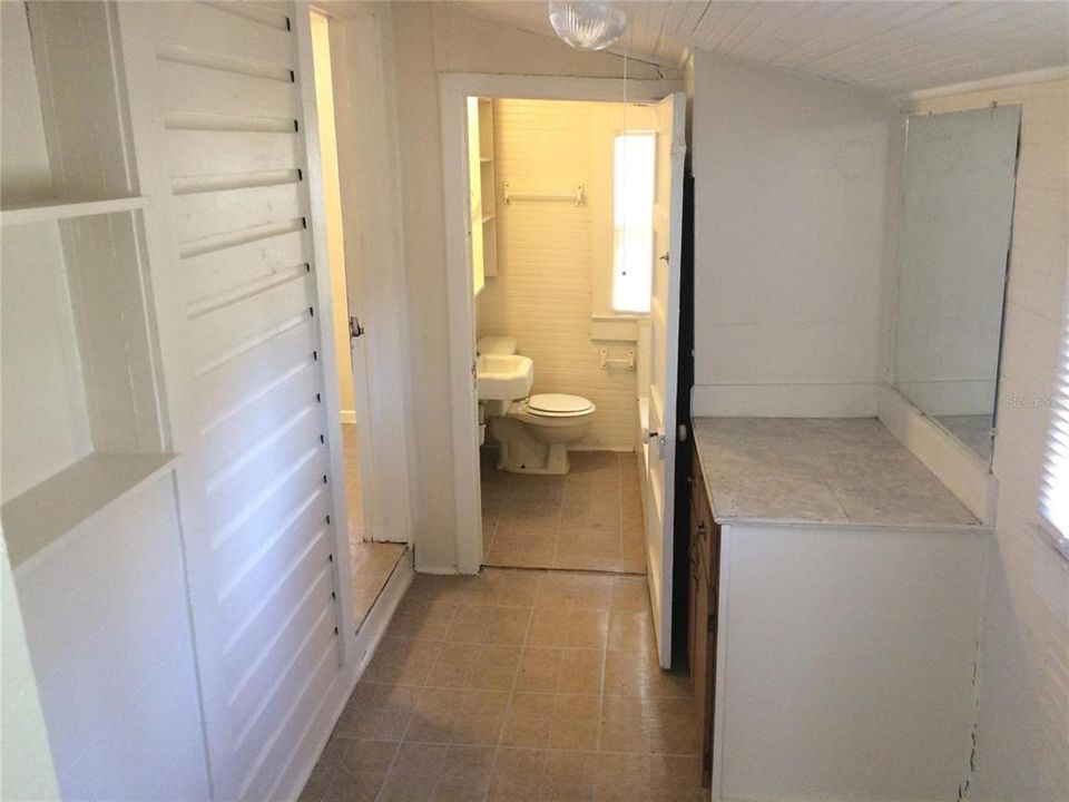 En Renta: $850 (1 camas, 1 baños, 702 Pies cuadrados)