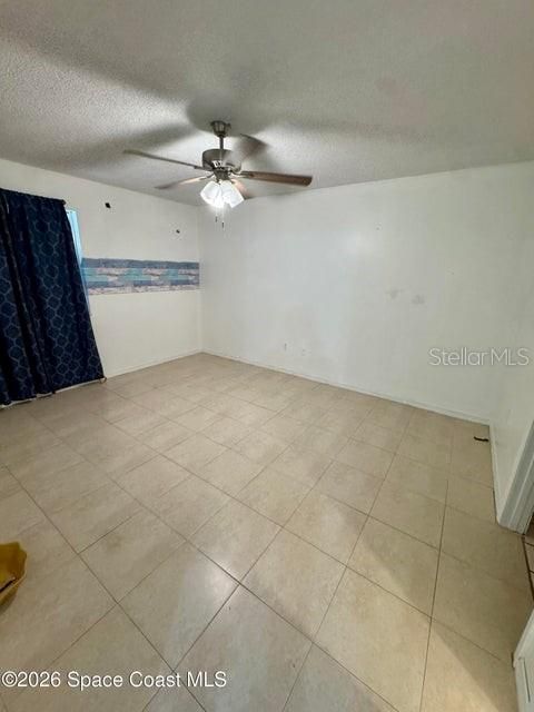 For Sale: $150,000 (2 beds, 2 baths, 962 Square Feet)