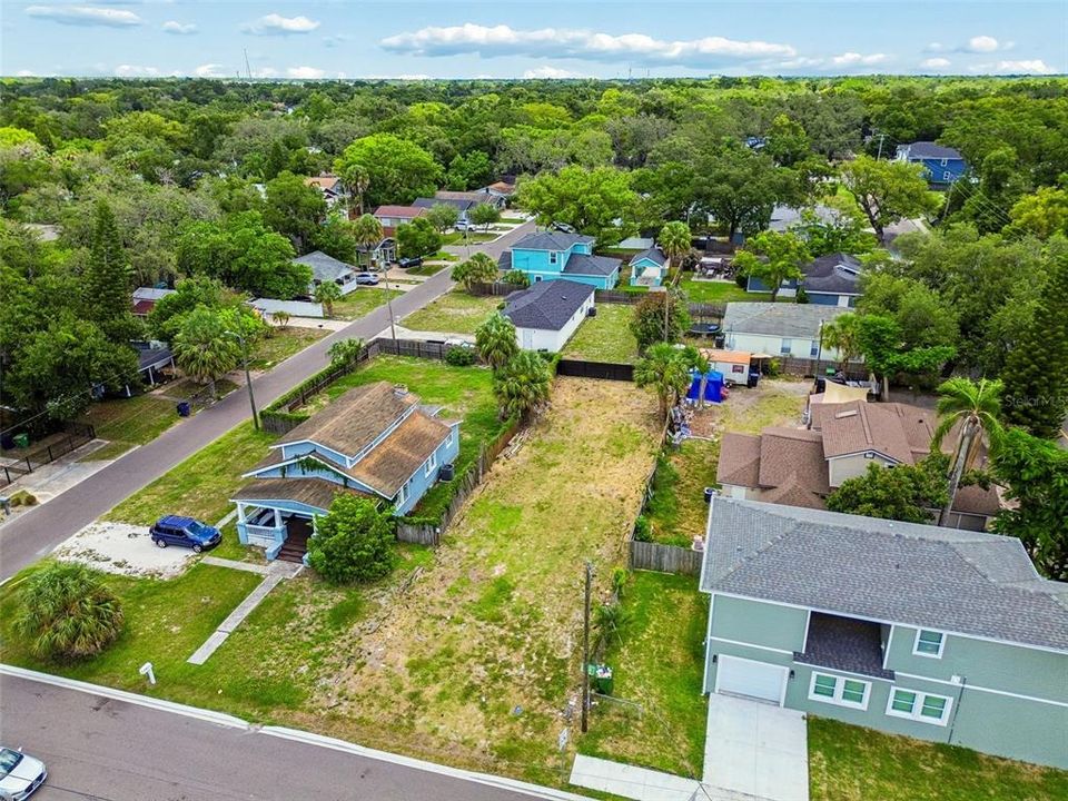 待售: $175,000 (0.14 acres)