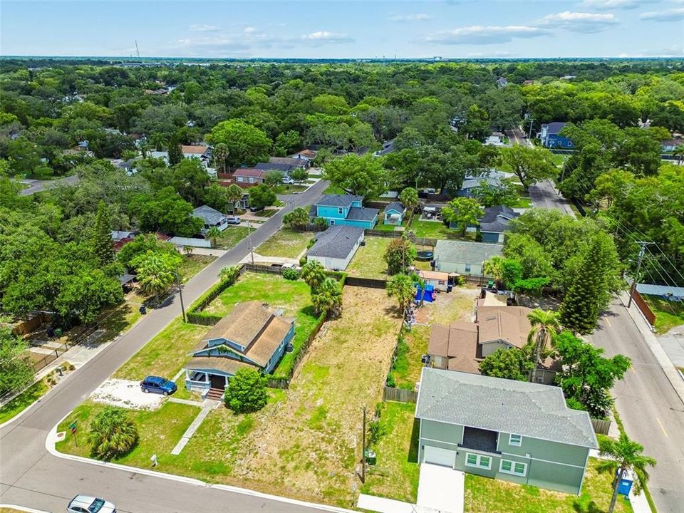 待售: $175,000 (0.14 acres)