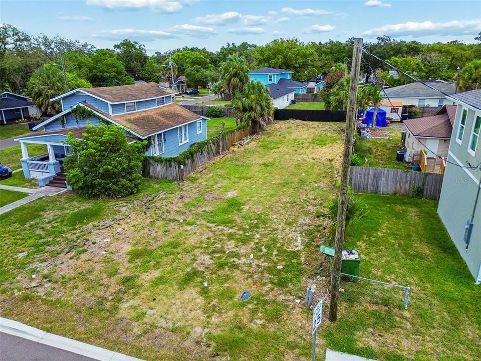 待售: $175,000 (0.14 acres)