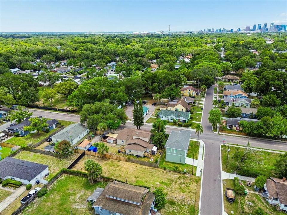 待售: $175,000 (0.14 acres)