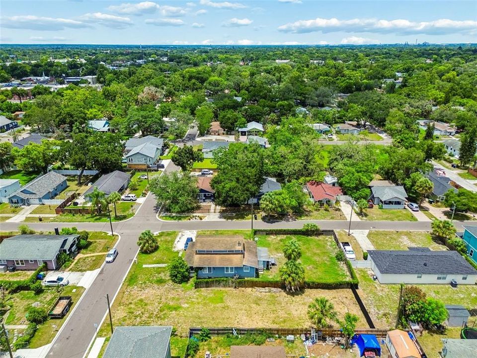 待售: $175,000 (0.14 acres)
