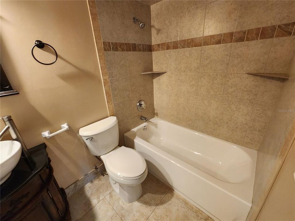 For Sale: $179,000 (3 beds, 2 baths, 1200 Square Feet)