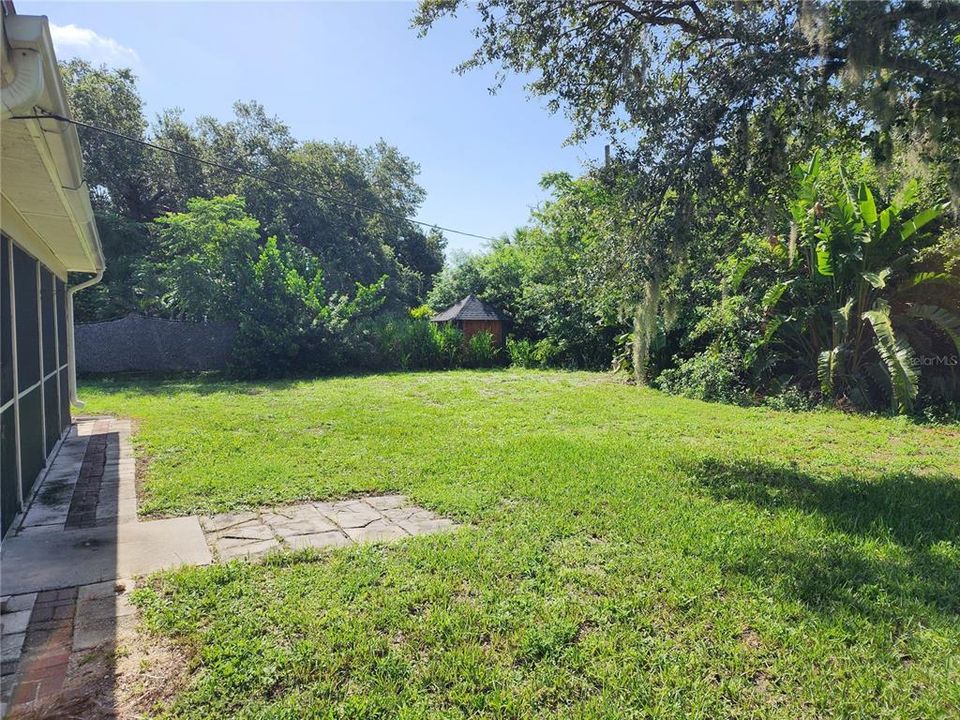 For Sale: $179,000 (3 beds, 2 baths, 1200 Square Feet)