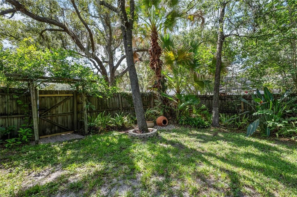 For Sale: $380,000 (3 beds, 2 baths, 1660 Square Feet)