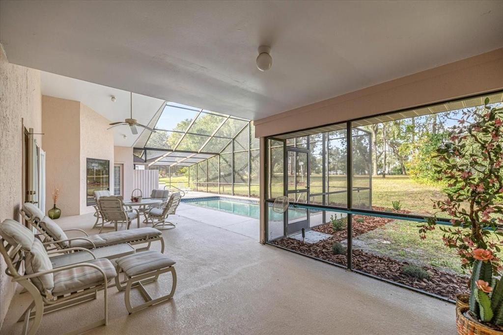 En Venta: $399,500 (3 camas, 2 baños, 1887 Pies cuadrados)
