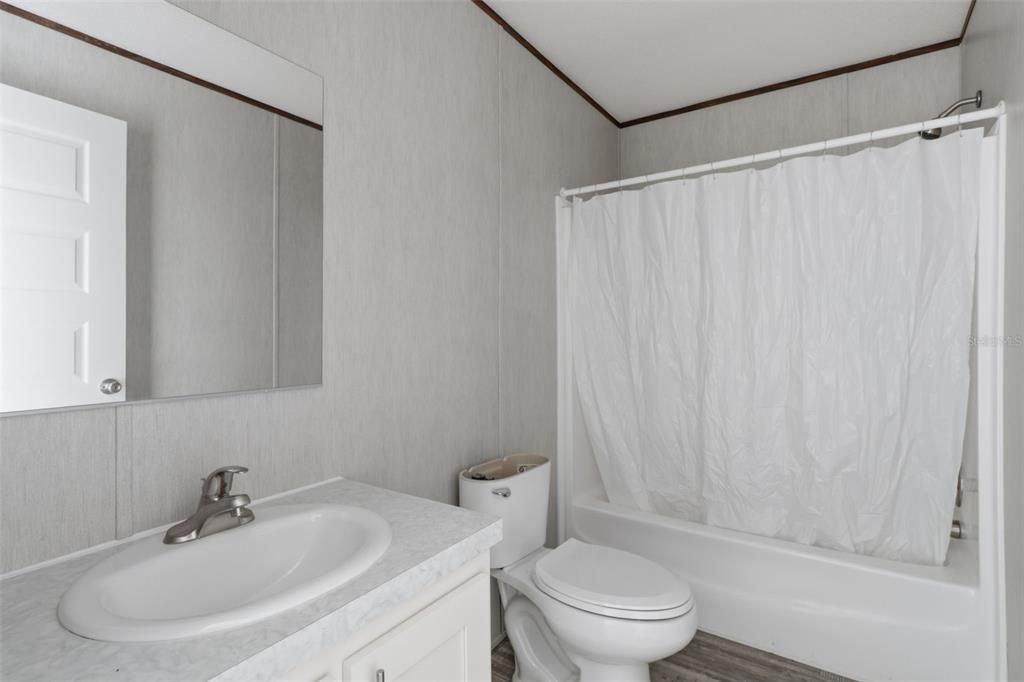 For Sale: $329,999 (4 beds, 2 baths, 1540 Square Feet)