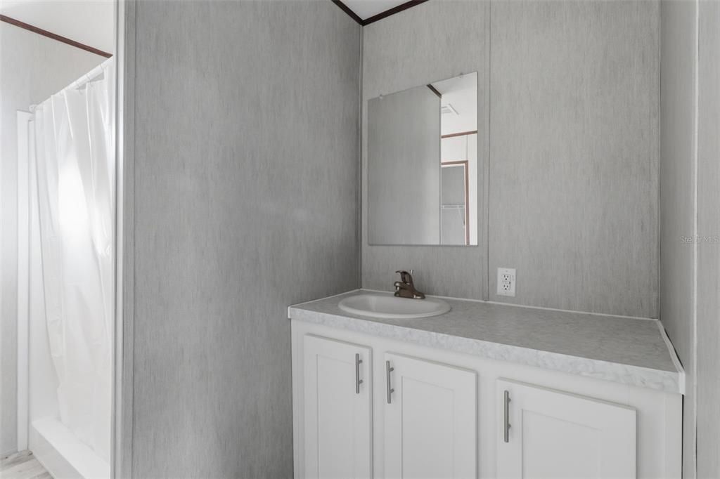 For Sale: $329,999 (4 beds, 2 baths, 1540 Square Feet)