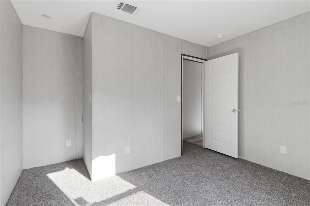 For Sale: $329,999 (4 beds, 2 baths, 1540 Square Feet)
