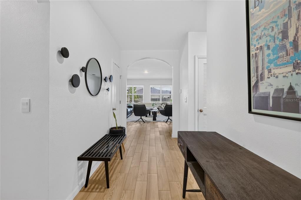 For Sale: $380,000 (4 beds, 2 baths, 2347 Square Feet)