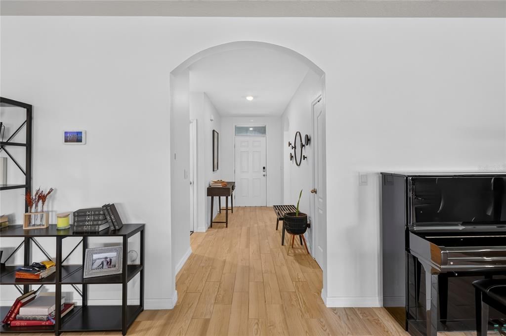 For Sale: $380,000 (4 beds, 2 baths, 2347 Square Feet)