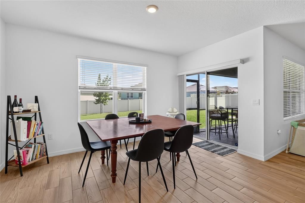 For Sale: $380,000 (4 beds, 2 baths, 2347 Square Feet)