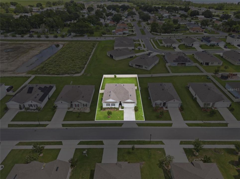For Sale: $380,000 (4 beds, 2 baths, 2347 Square Feet)