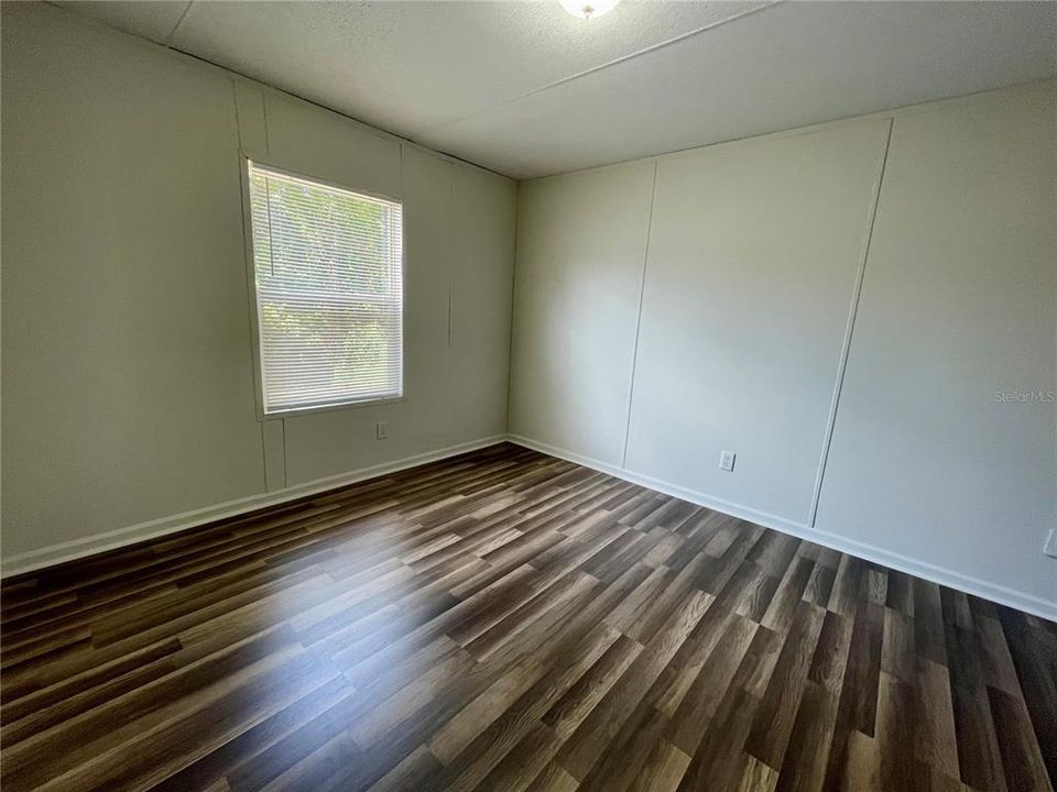 For Rent: $1,395 (3 beds, 1 baths, 1000 Square Feet)
