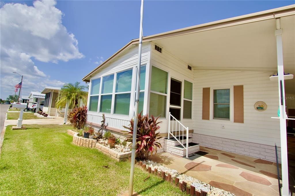 En Venta: $160,000 (2 camas, 2 baños, 960 Pies cuadrados)
