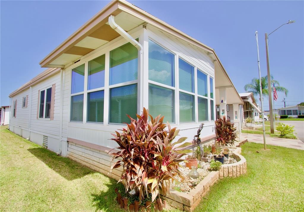 En Venta: $160,000 (2 camas, 2 baños, 960 Pies cuadrados)