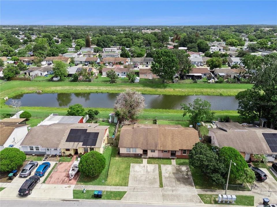 For Sale: $260,000 (3 beds, 1 baths, 998 Square Feet)