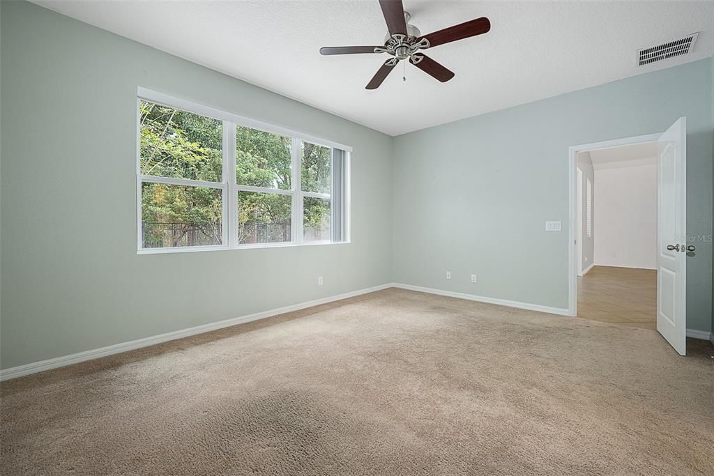 For Sale: $379,000 (3 beds, 2 baths, 2029 Square Feet)