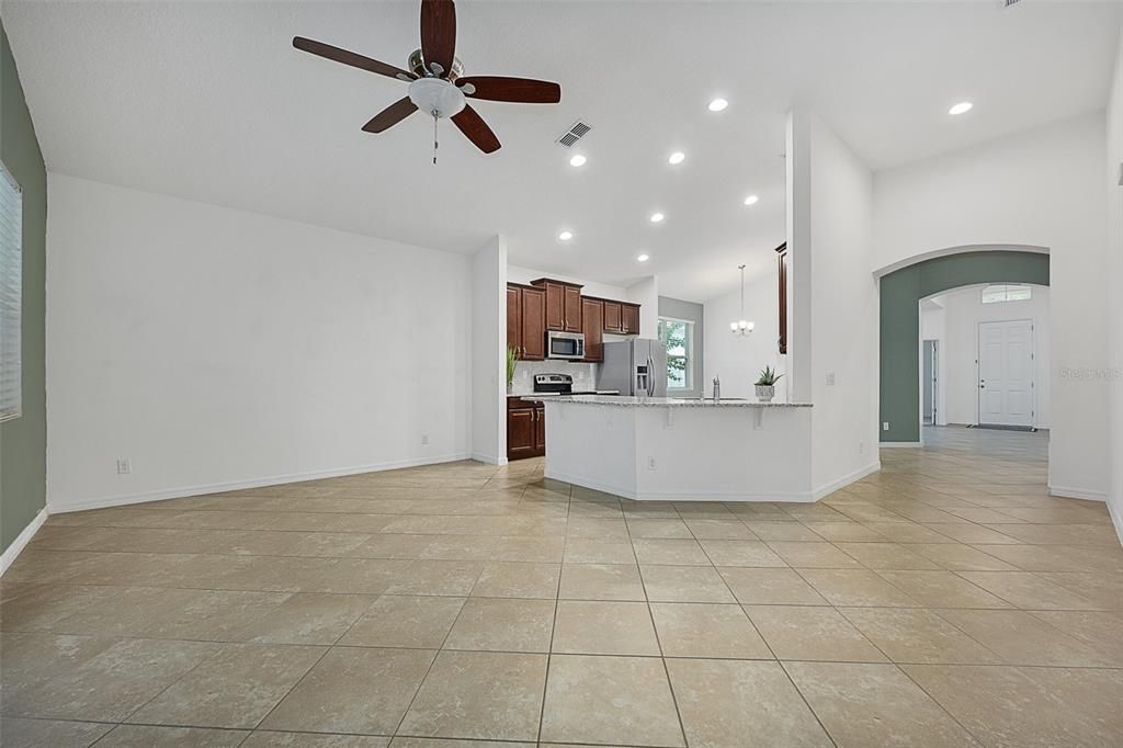For Sale: $379,000 (3 beds, 2 baths, 2029 Square Feet)