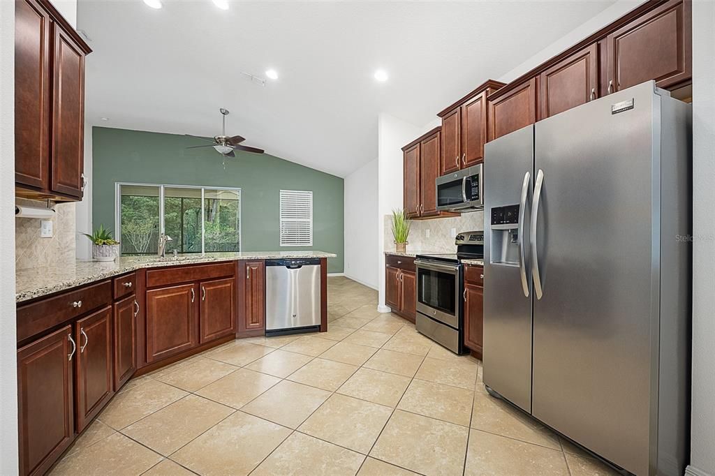For Sale: $379,000 (3 beds, 2 baths, 2029 Square Feet)
