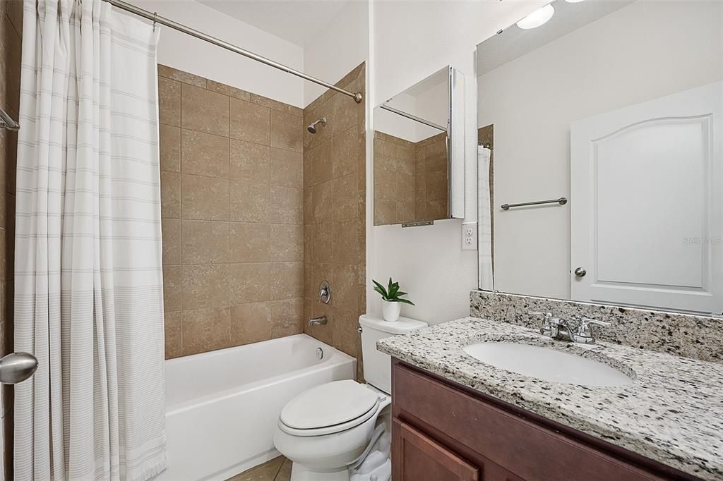 For Sale: $379,000 (3 beds, 2 baths, 2029 Square Feet)