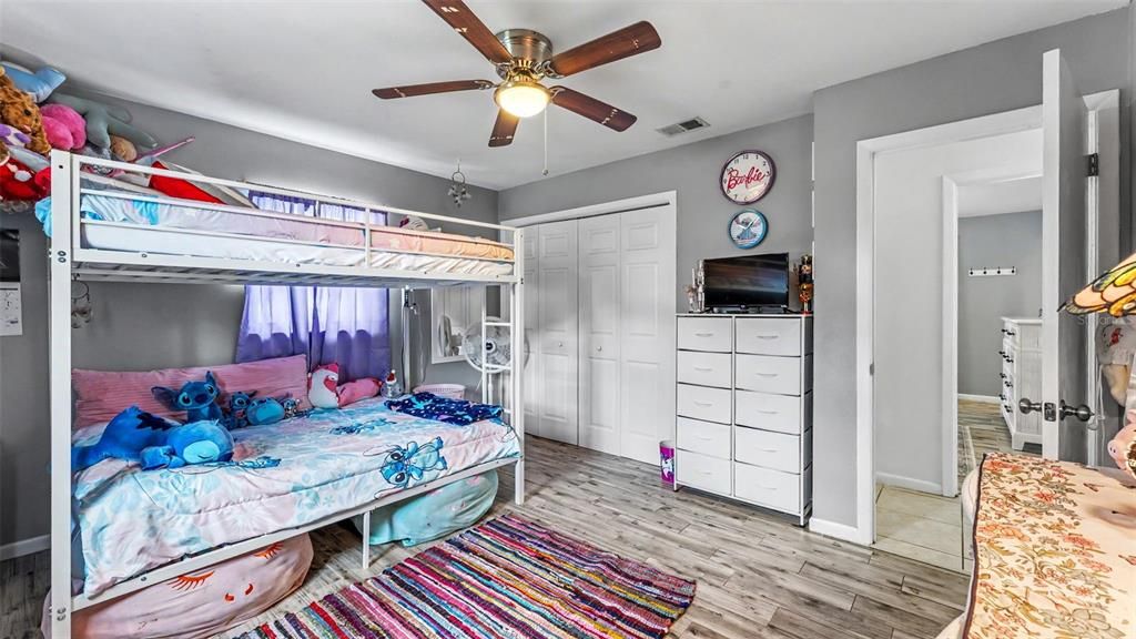 For Sale: $369,000 (3 beds, 2 baths, 1559 Square Feet)
