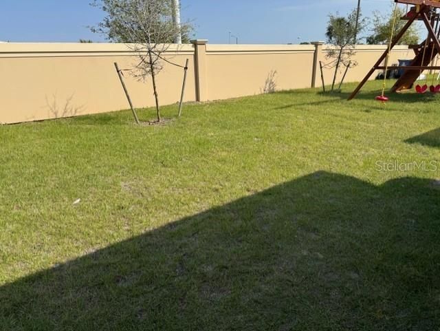 For Rent: $2,000 (3 beds, 2 baths, 1624 Square Feet)