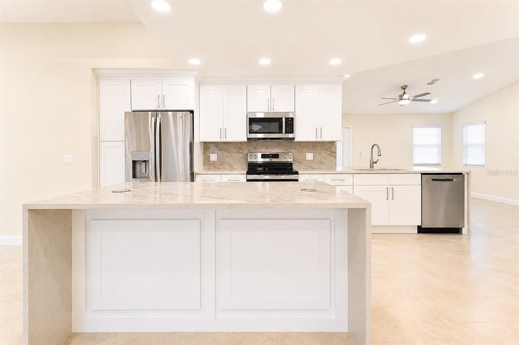 For Rent: $3,500 (4 beds, 2 baths, 2000 Square Feet)