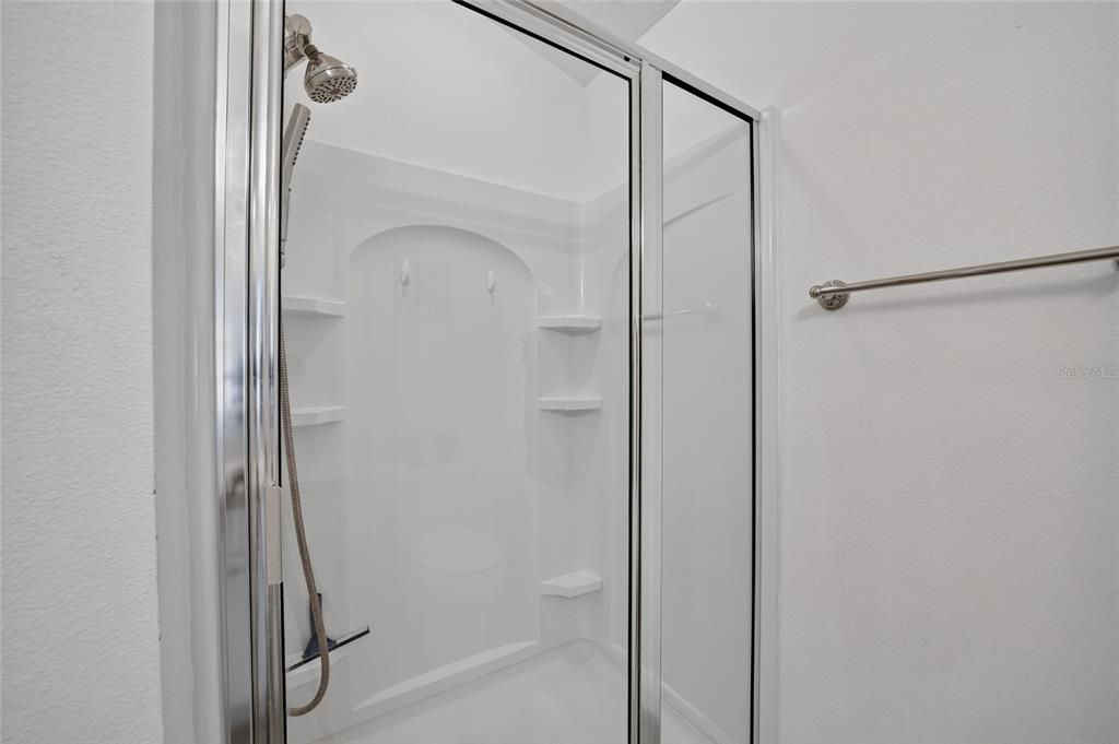 For Sale: $369,000 (2 beds, 2 baths, 1132 Square Feet)