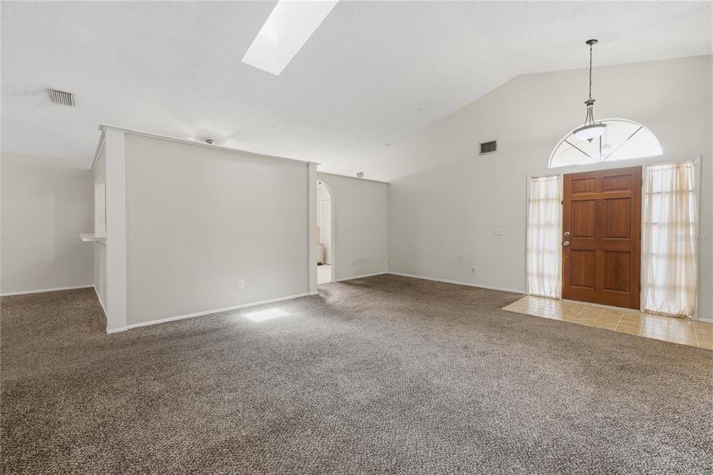 На продажу: $395,000 (3 спален, 2 ванн, 1616 Квадратных фут)