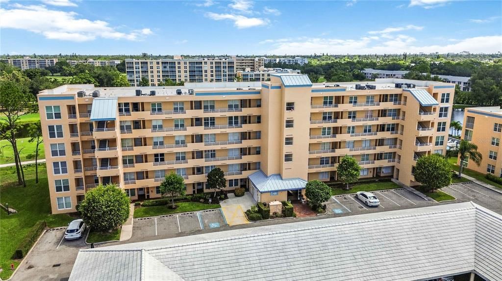 En Venta: $239,900 (1 camas, 2 baños, 1106 Pies cuadrados)