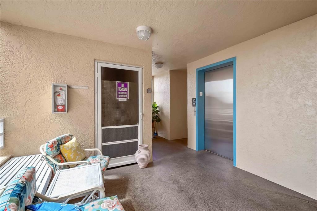 En Venta: $239,900 (1 camas, 2 baños, 1106 Pies cuadrados)