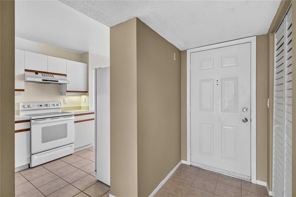 En Venta: $239,900 (1 camas, 2 baños, 1106 Pies cuadrados)