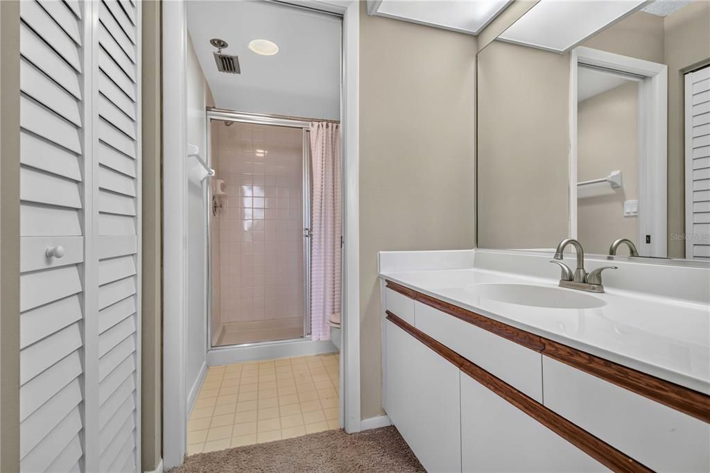 En Venta: $239,900 (1 camas, 2 baños, 1106 Pies cuadrados)