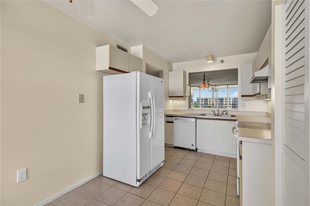 En Venta: $239,900 (1 camas, 2 baños, 1106 Pies cuadrados)